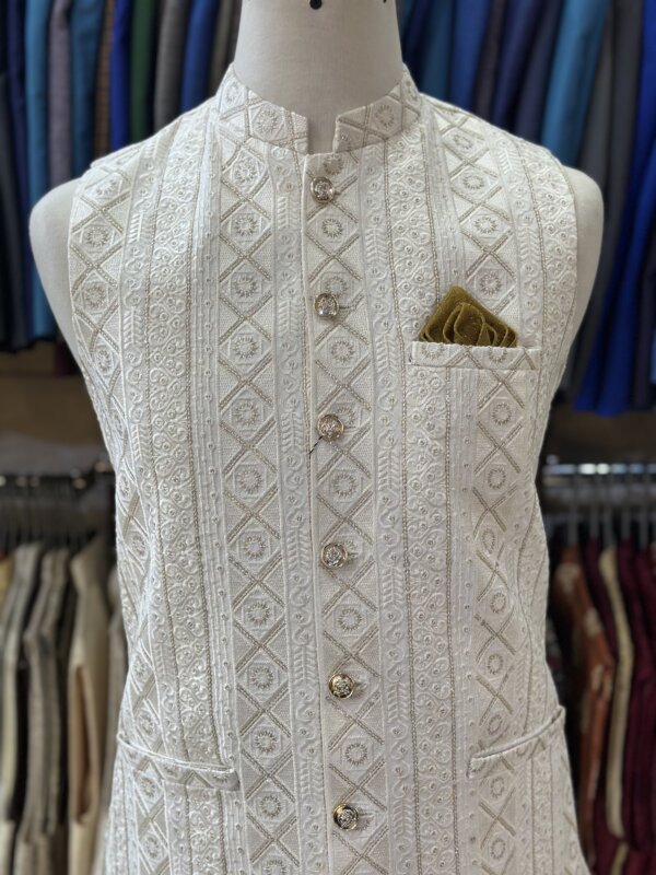 Masoori Waistcoat Off-White Color - Image 2